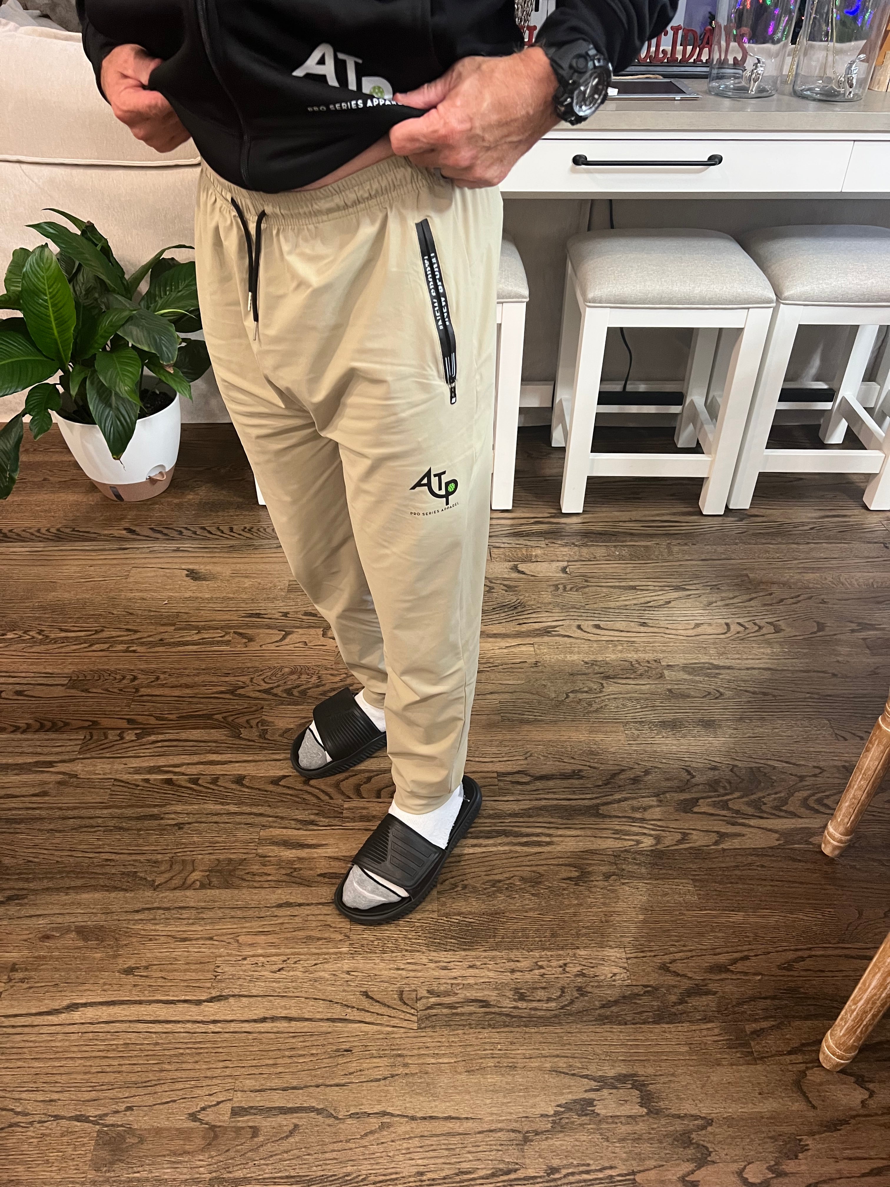 Men's Performance On Court Lightweight Jogger